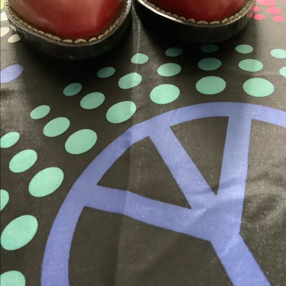 Girls boots used normal wear and scuffs - Picture 7 of 9